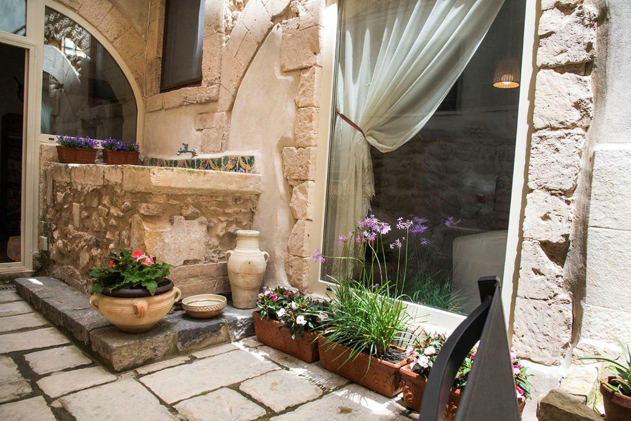 Ortigia Ancient House Syracuse Exterior foto