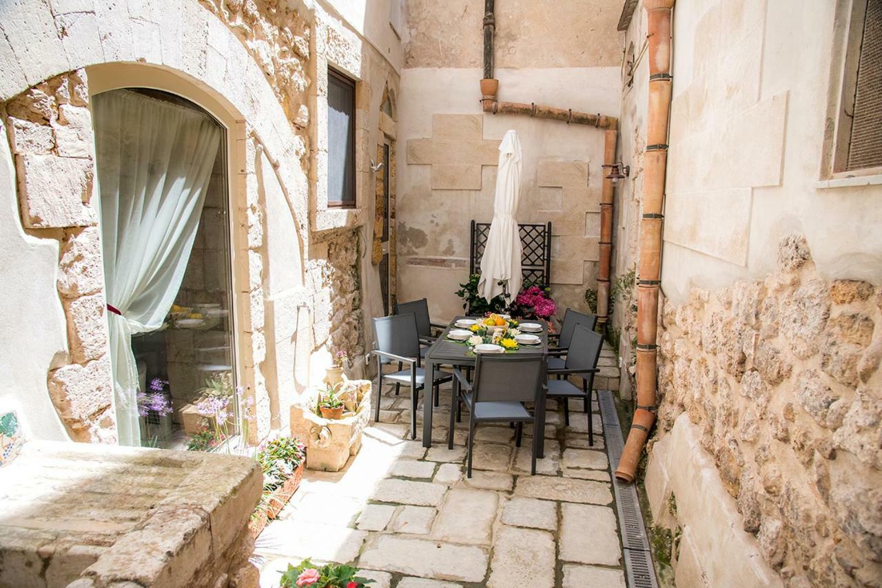 Ortigia Ancient House Syracuse Exterior foto