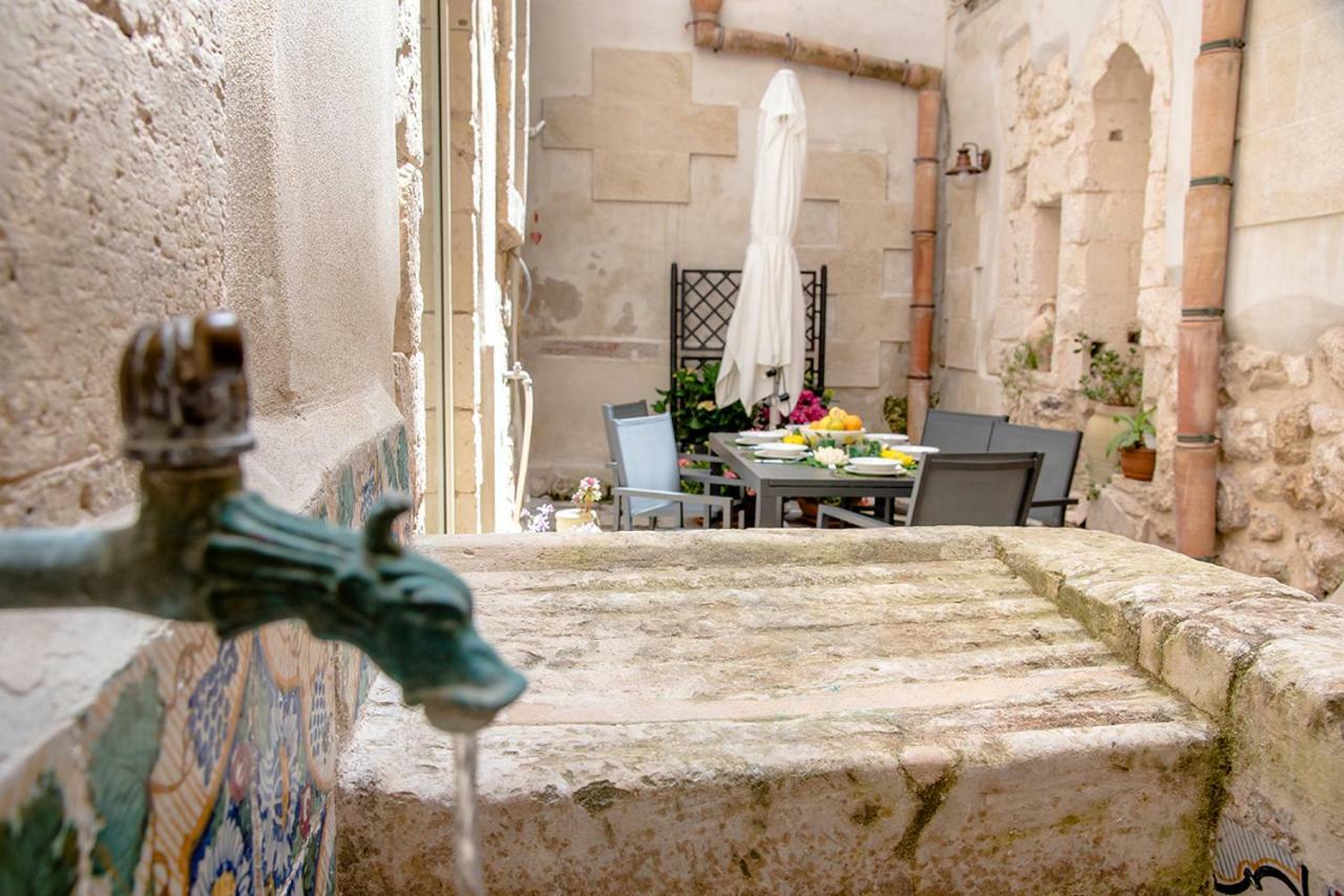 Ortigia Ancient House Syracuse Exterior foto